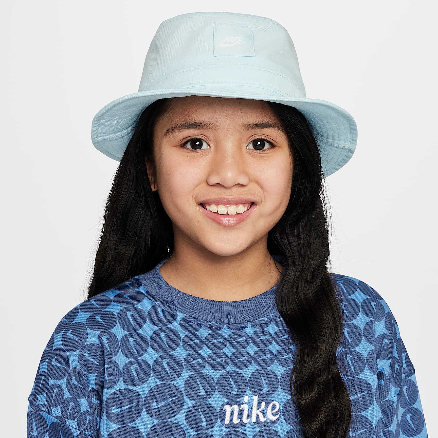 Nike Apex Kids' Futura Bucket Hat. Nike.com